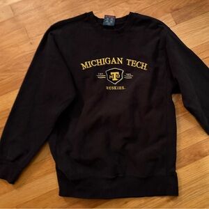 Michigan Tech sweatshirt
